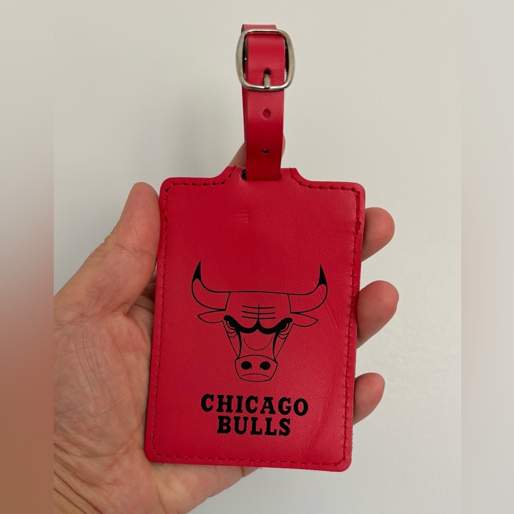 2/$10 Chicago Bulls Faux Red Leather Luggage Tag